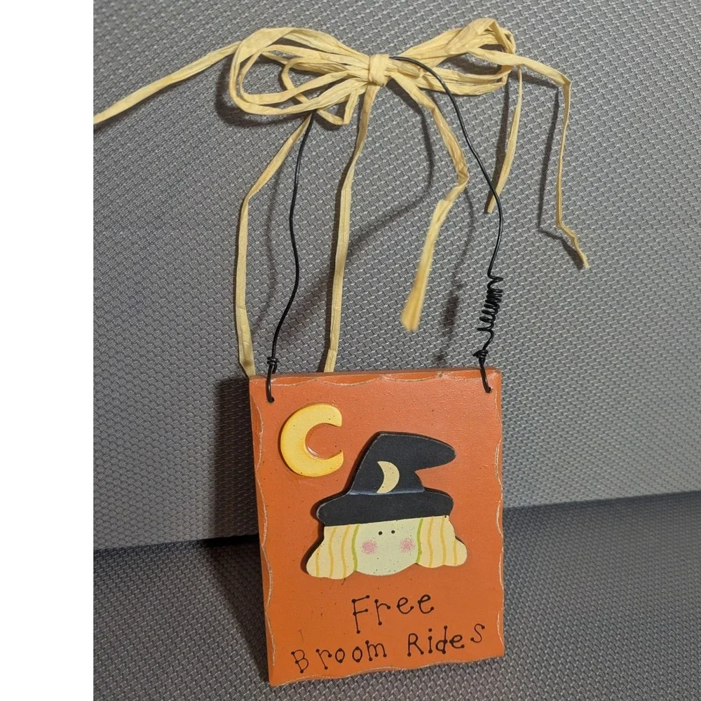 Vintage Halloween Wood Sign